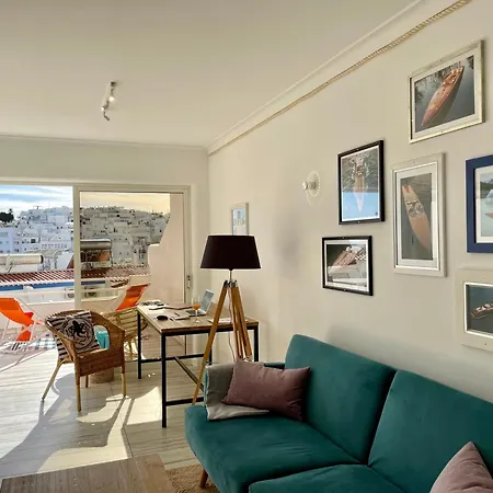 Ocean Balcony Terrace Sea View And Pool *