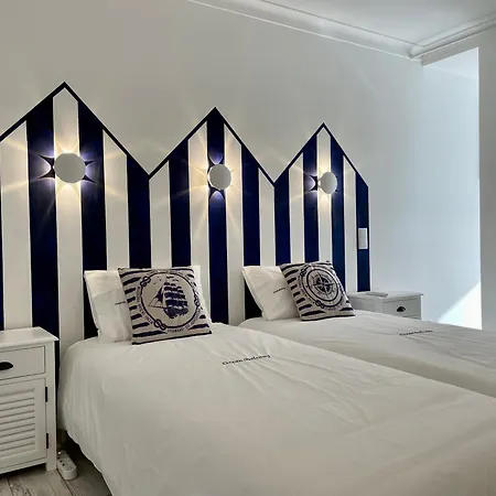 Apartment Ocean Balcony