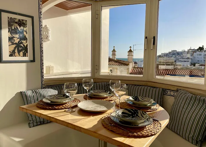 Ocean Balcony Terrace Sea View And Pool Apartman *